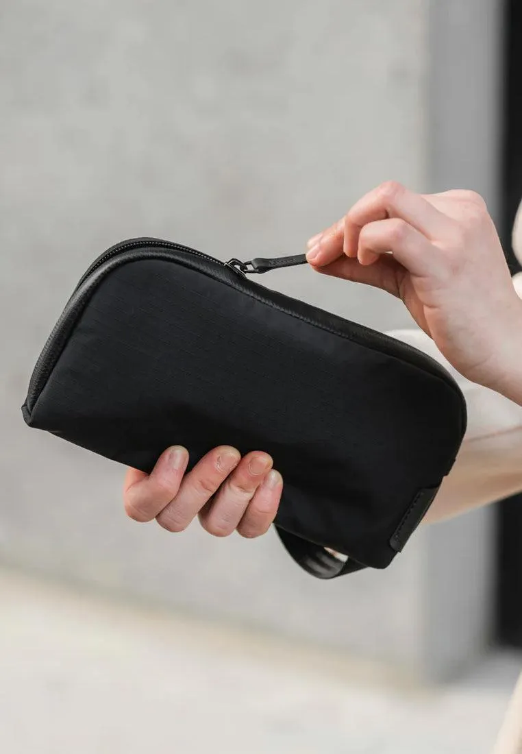Alpaka Flight Pouch