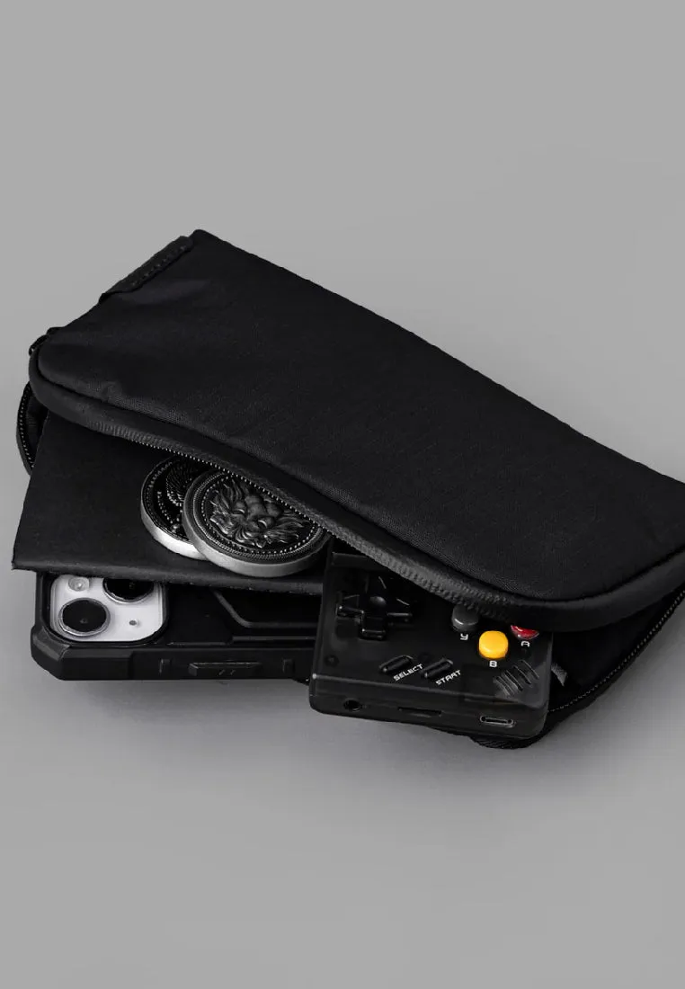 Alpaka Flight Pouch