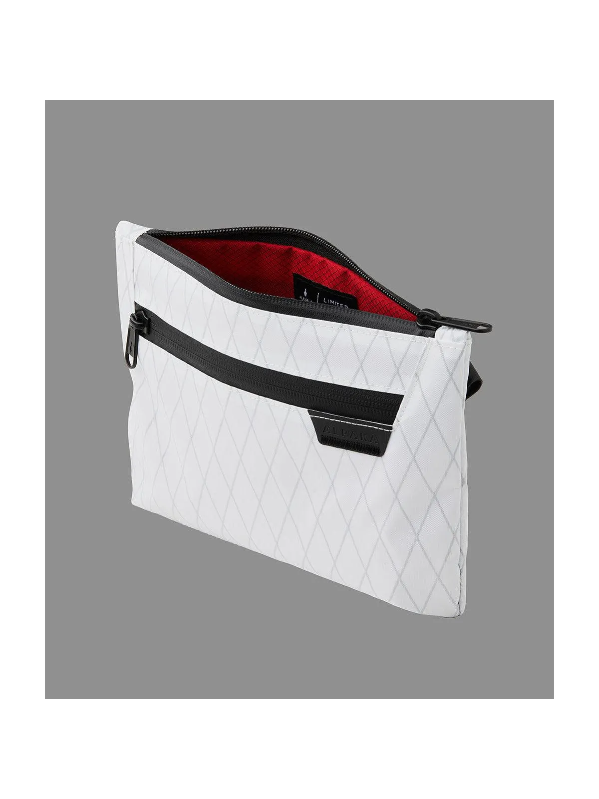 Alpaka Zip Pouch Max Limited Edition Arctic White