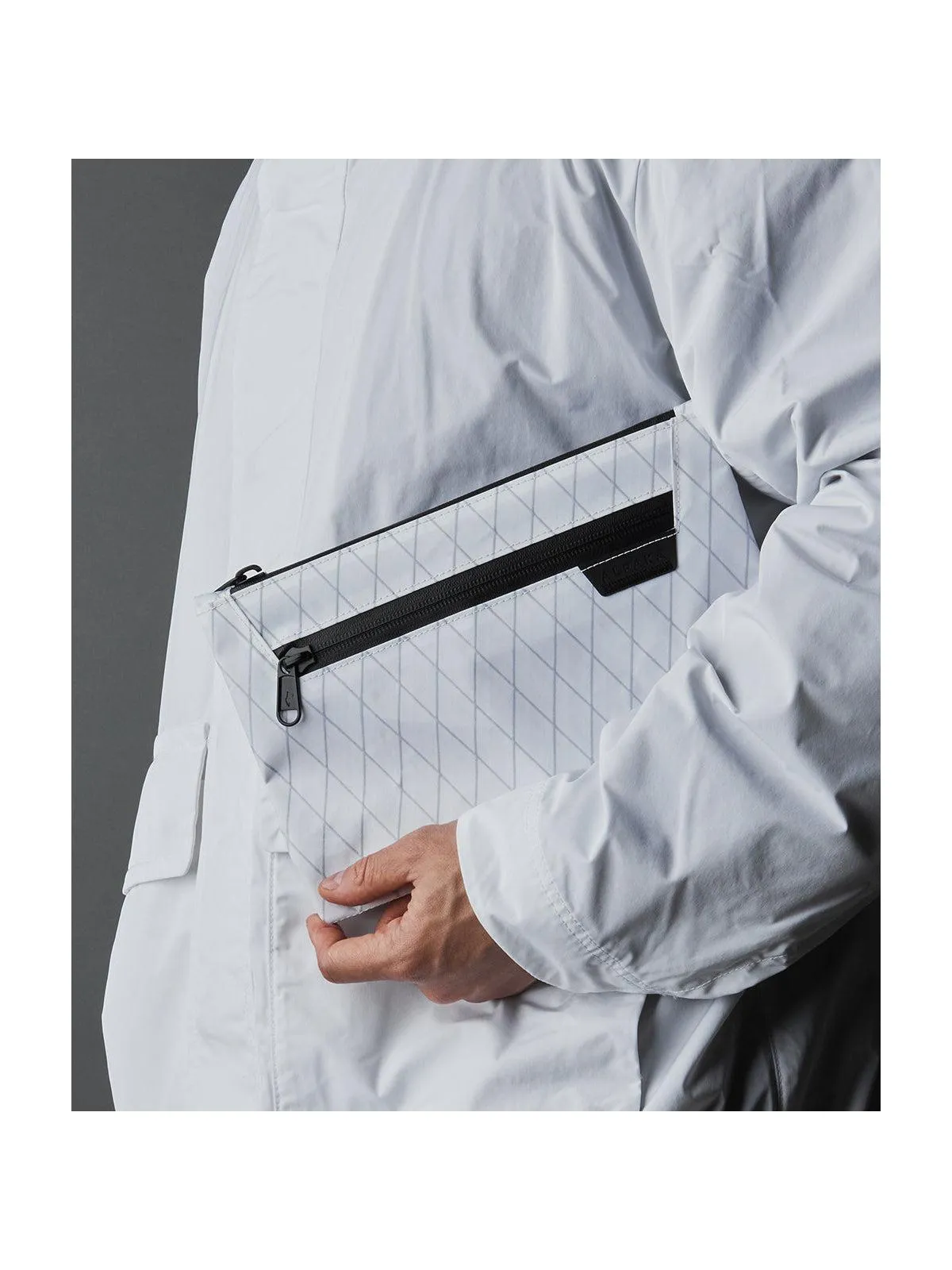 Alpaka Zip Pouch Max Limited Edition Arctic White