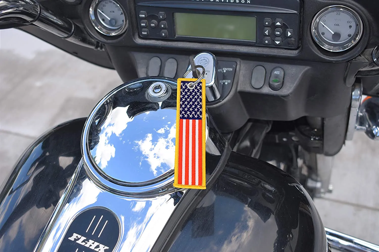 American Flag Keychain with Key Ring and Carabiner - (Red White Blue Gold)