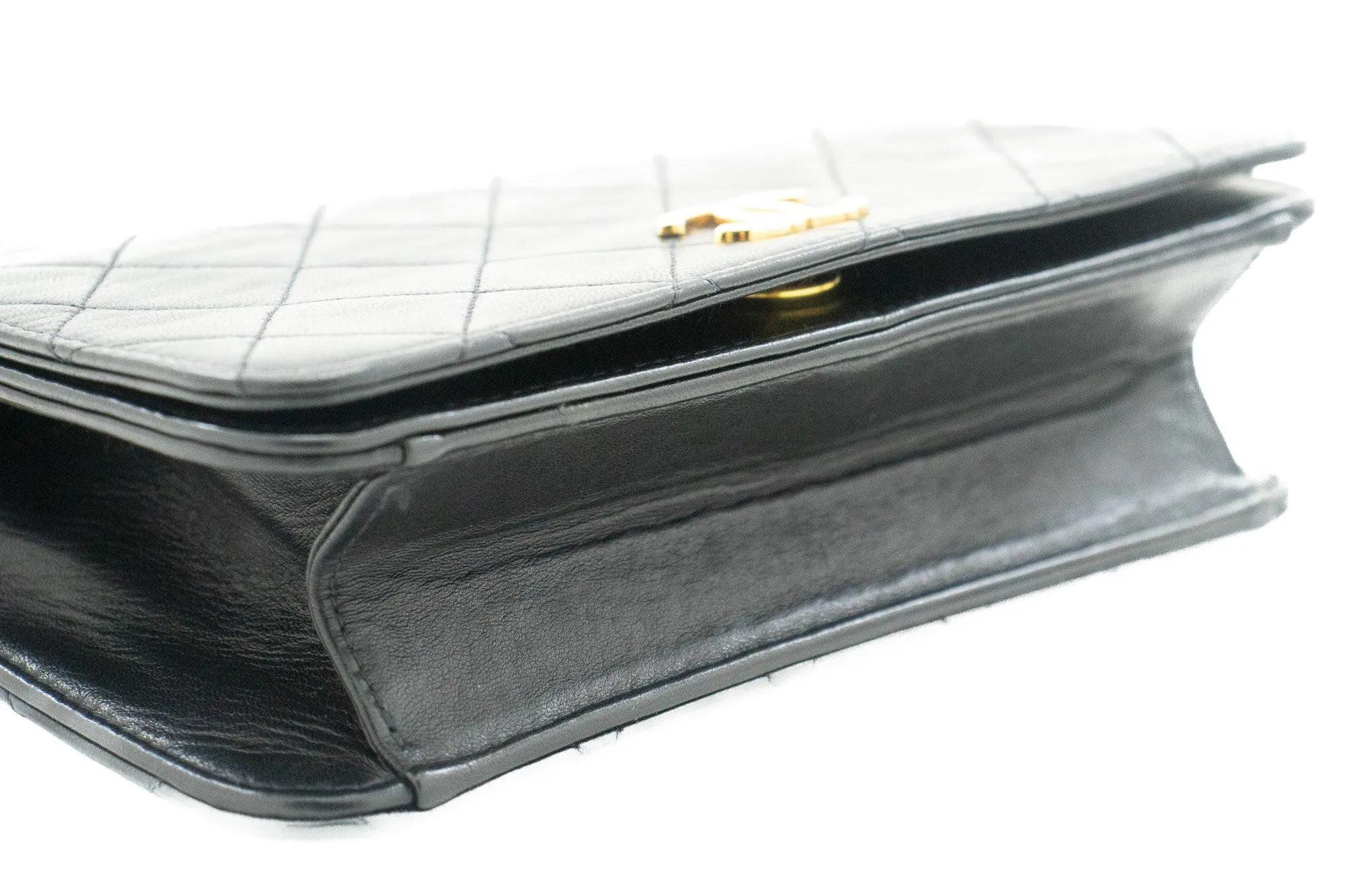 CHANEL Full Flap Chain Shoulder Bag Clutch Black Quilted Lambskin j67