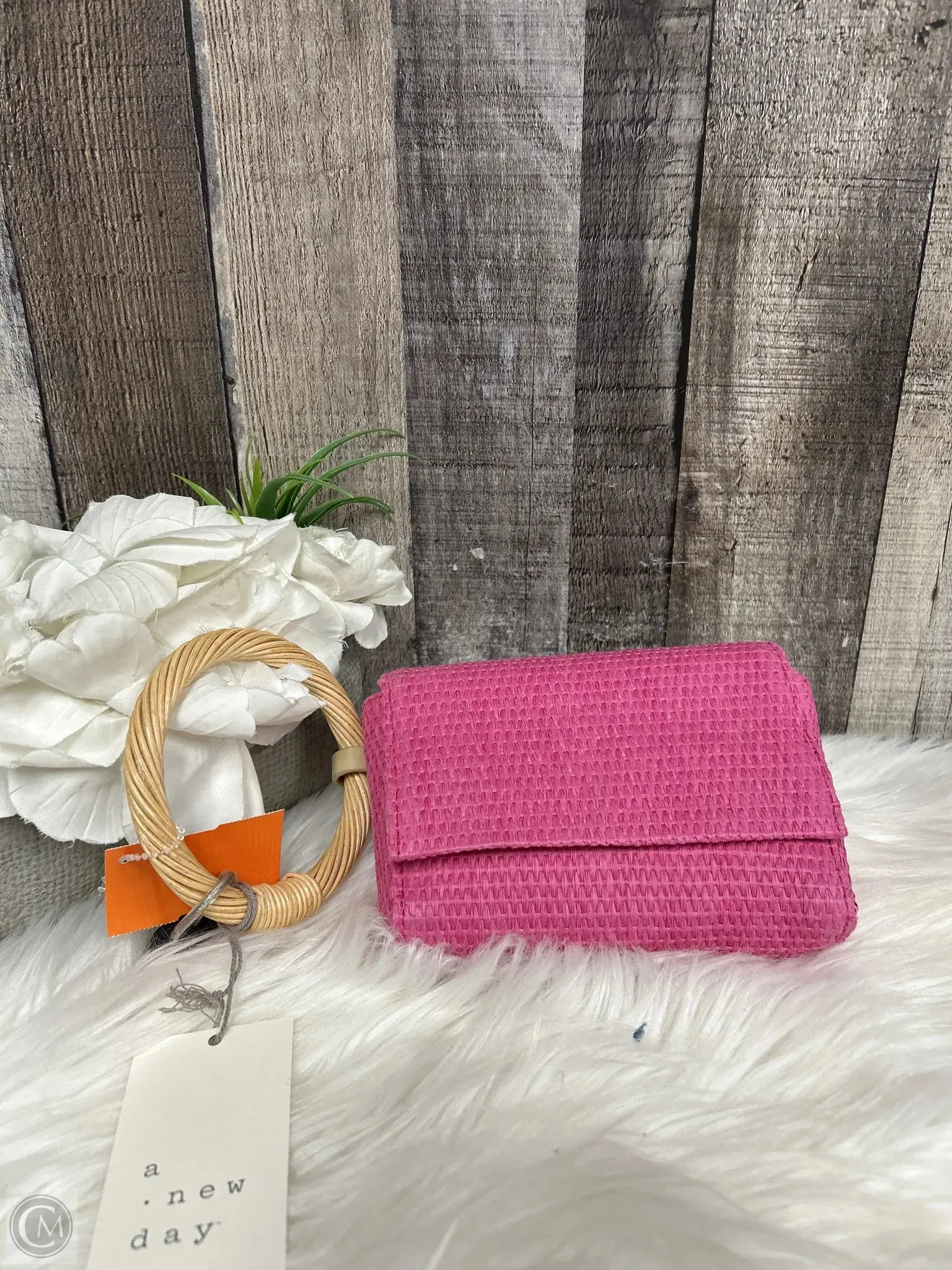 Clutch By A New Day, Size: Small