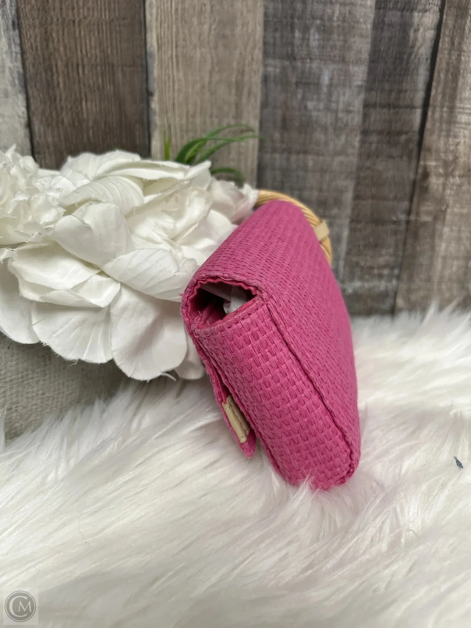 Clutch By A New Day, Size: Small