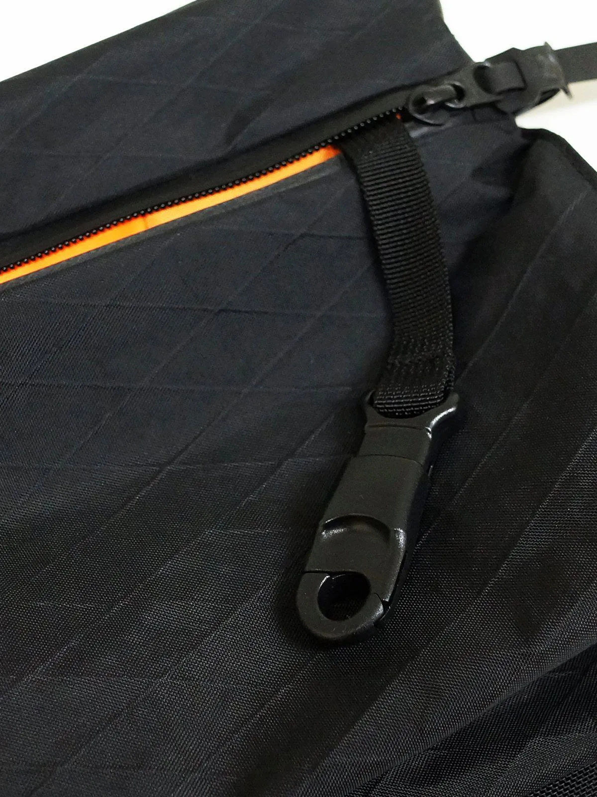 Code Of Bell ANNEX Liner Sacoche Sling Bag Pitch Black