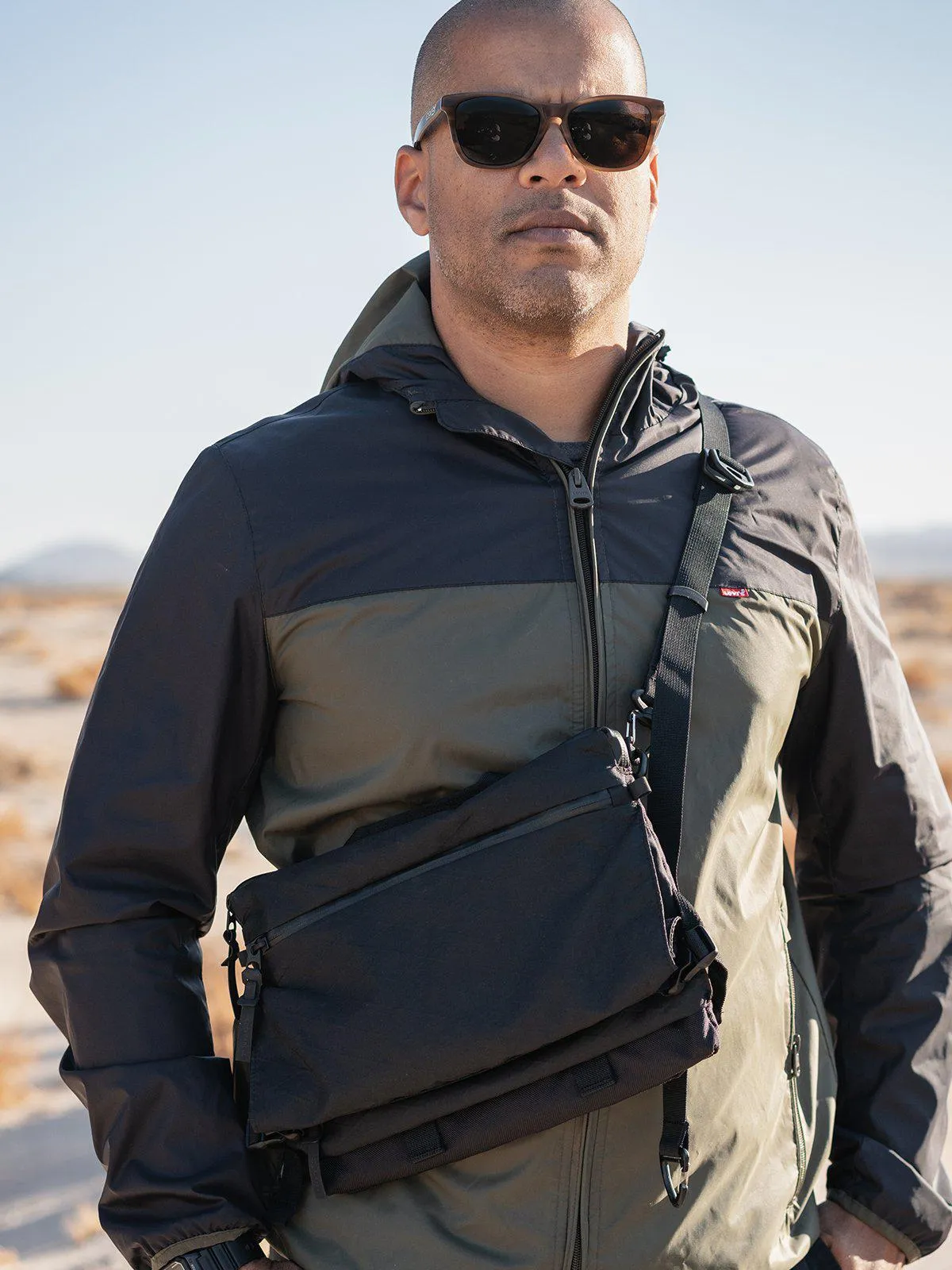 Code Of Bell ANNEX Liner Sacoche Sling Bag Pitch Black
