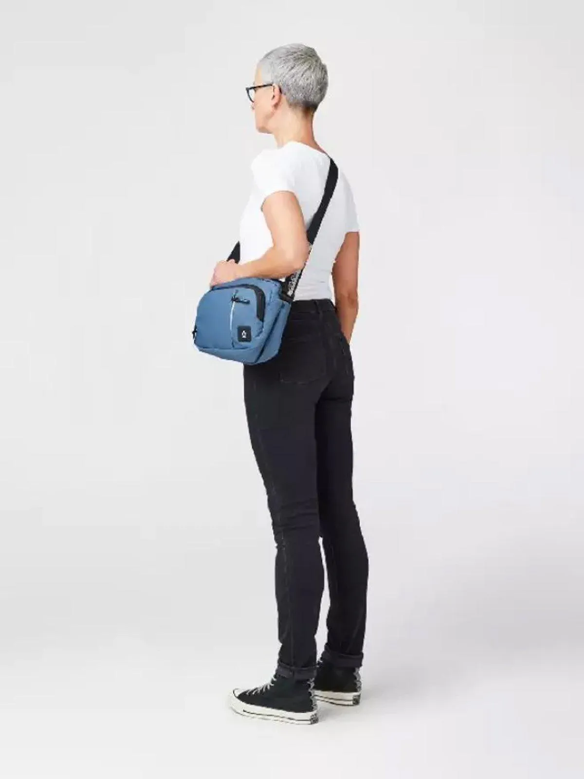 Crumpler Reserve Crossbody Messenger Mud