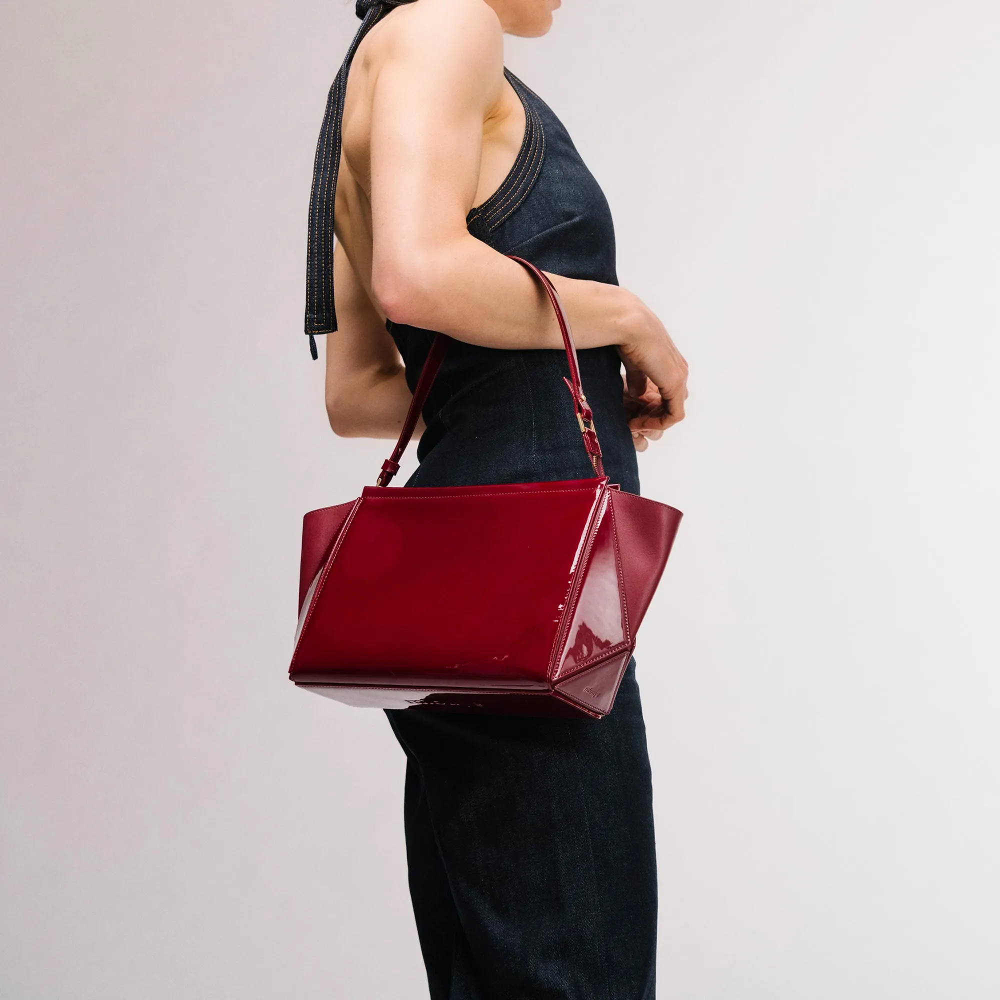 Large Triangle Pouch - Patent Bordeaux