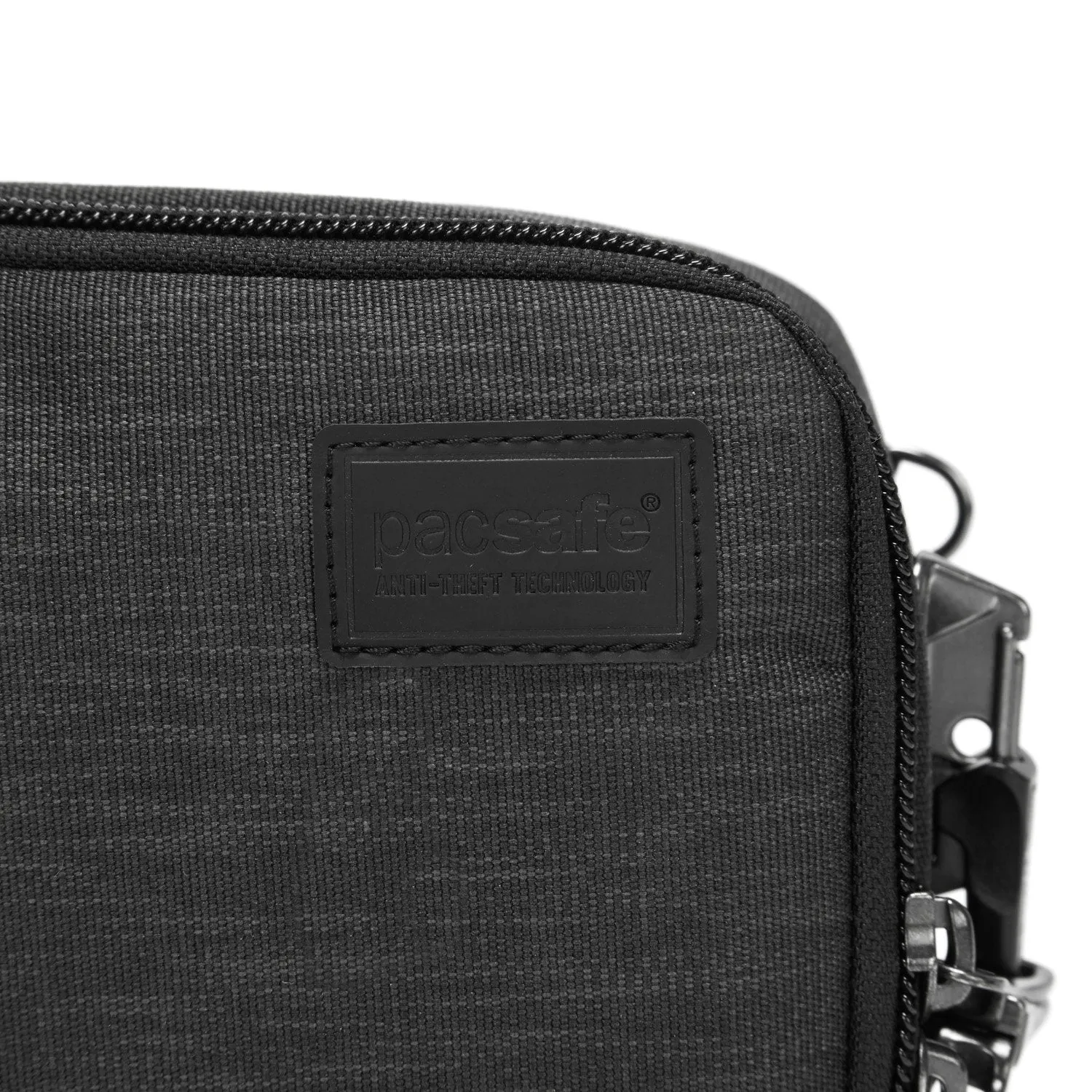 Pacsafe® RFIDsafe® RFID blocking travel case