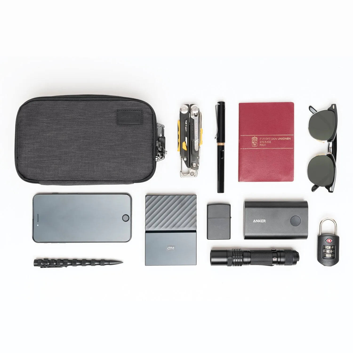 Pacsafe® RFIDsafe® RFID blocking travel case