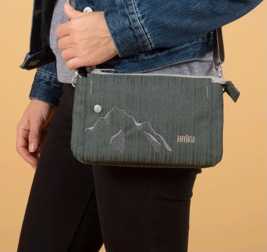 Stride Purse